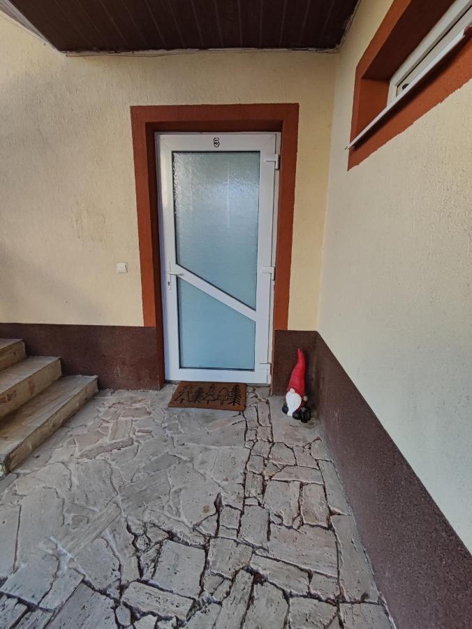 M K L Studio Alba Iulia Bagian luar foto
