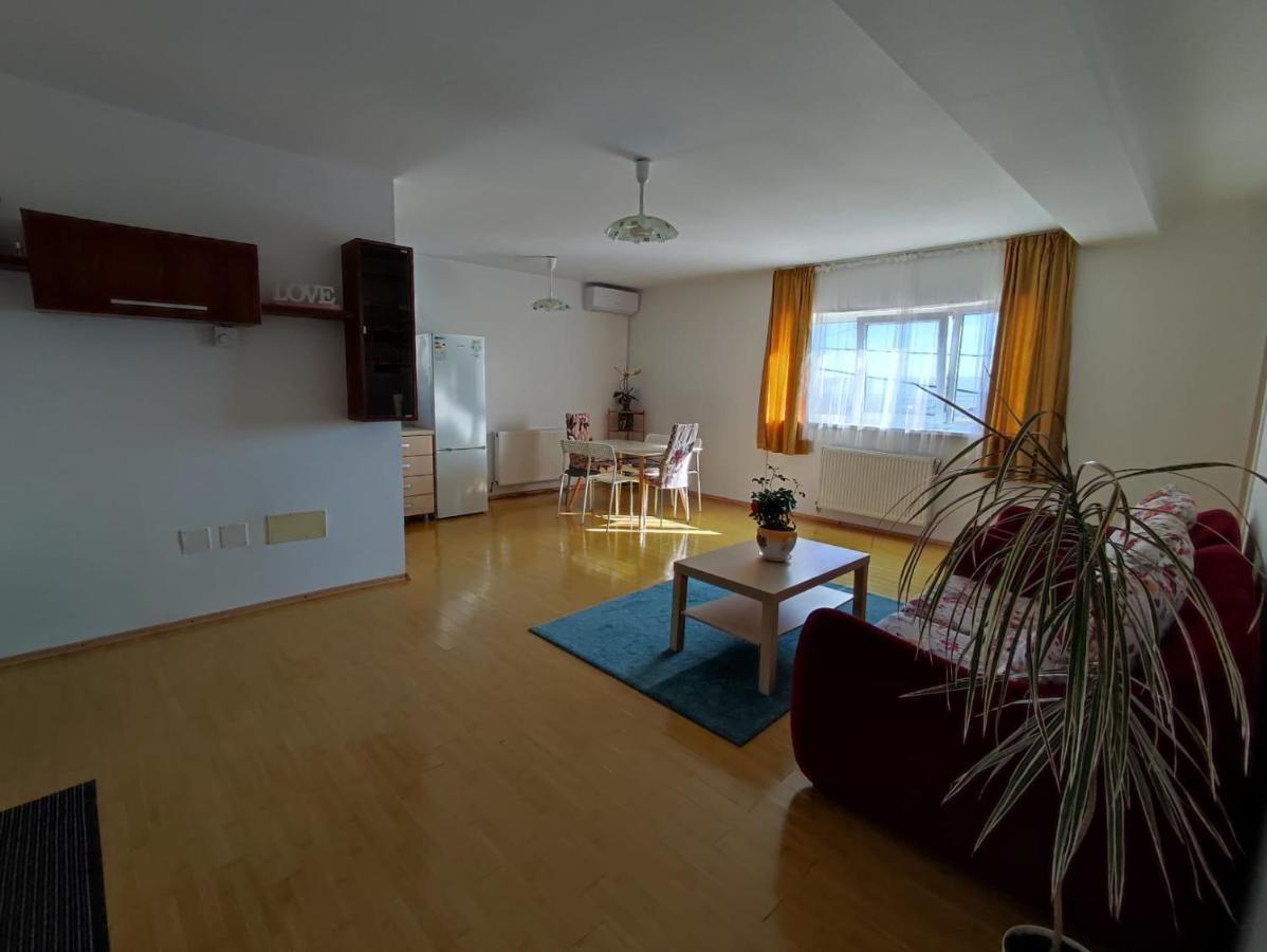 M K L Studio Alba Iulia Bagian luar foto